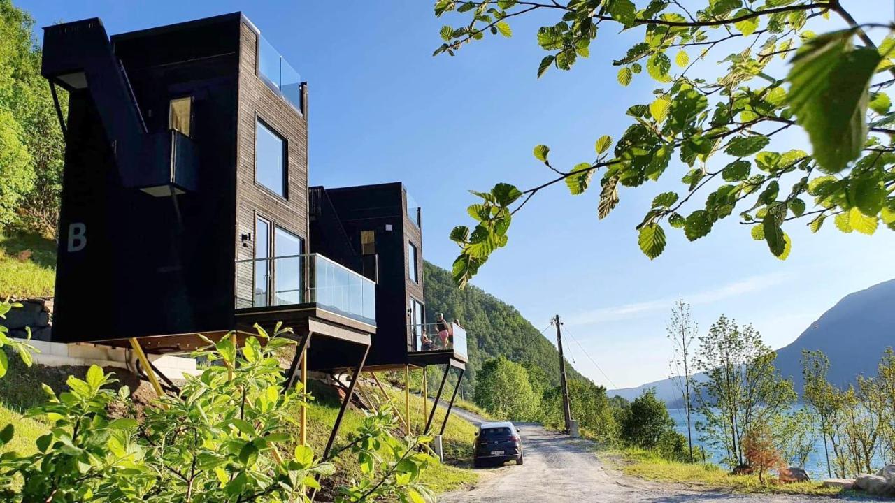 Mikrohyttene I Akrafjorden Етнесжоен Экстерьер фото